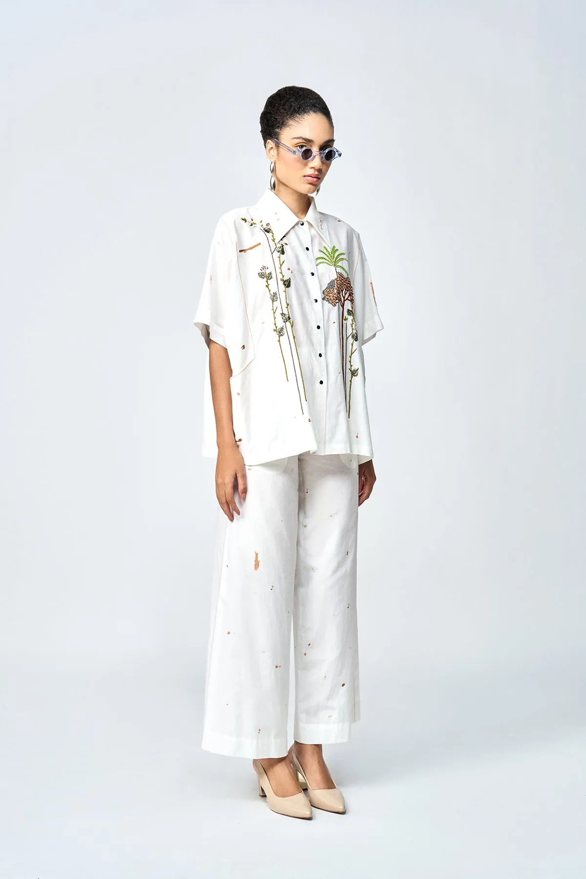 FLARED PANTS OF (SUMMER PLANT KIMONO ANTI FIT SHIRT )