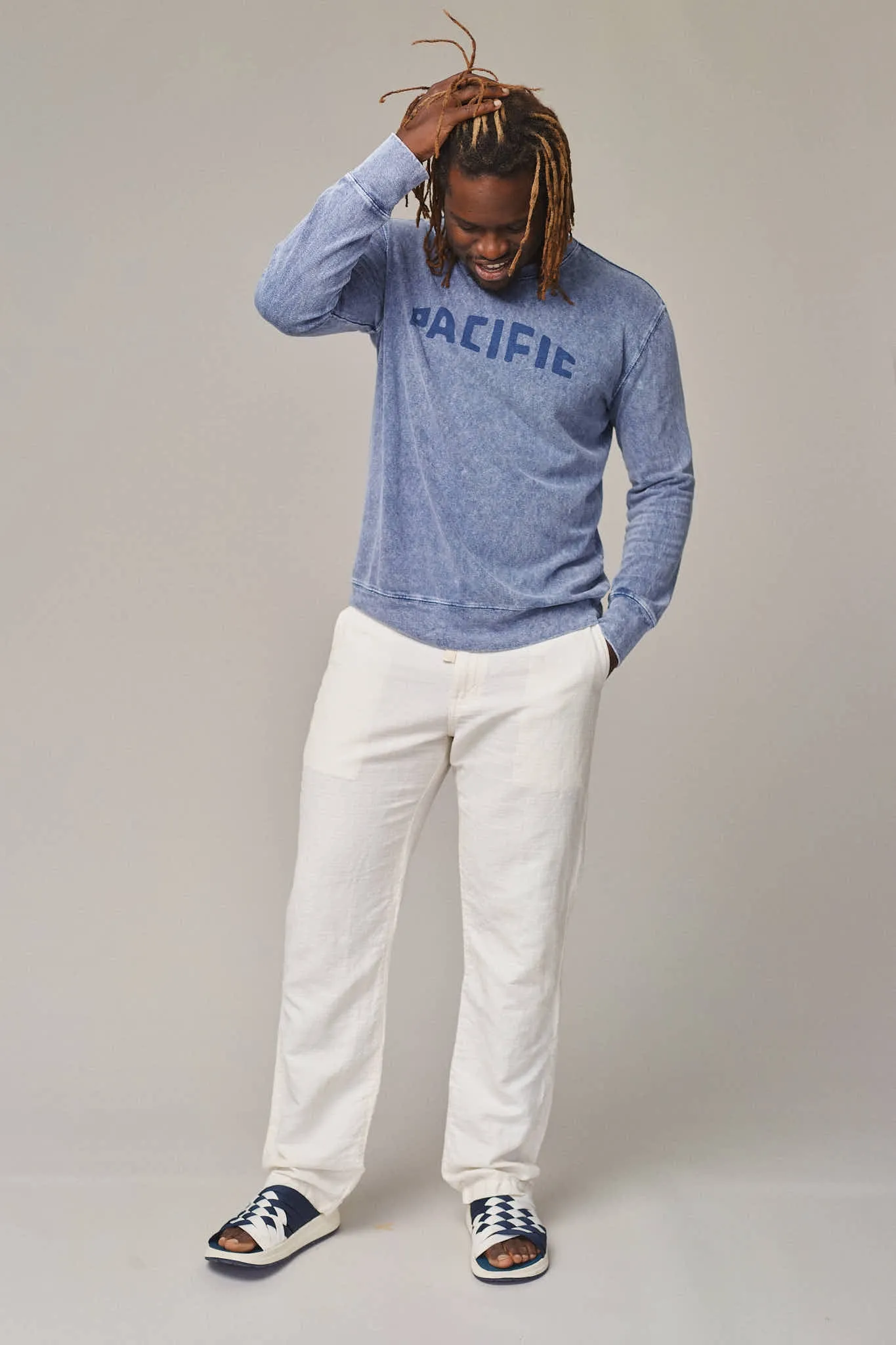 Pacific California Pullover
